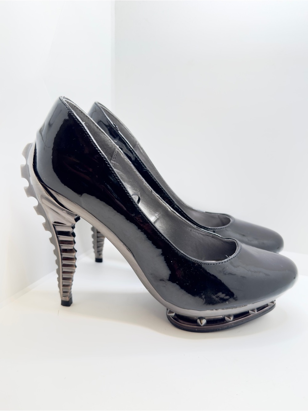 HADES  Footware Predator Women's  Stiletto Platform Pumps  Black Sz 9.5